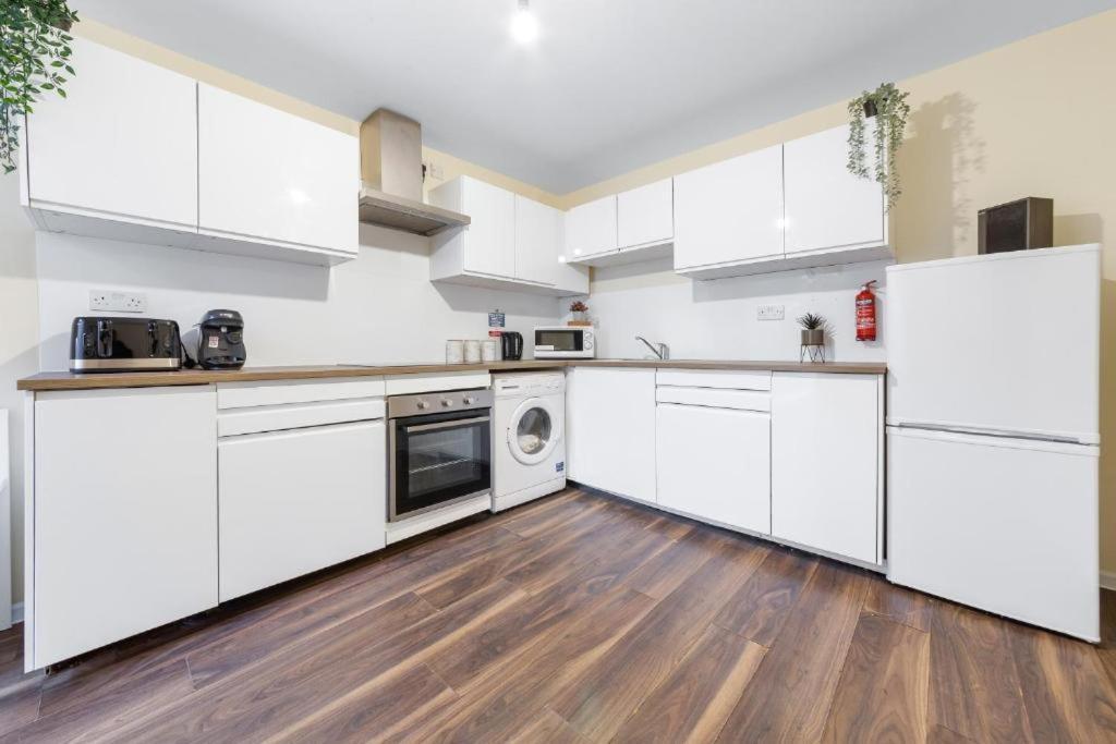 Twickenham Homes Isleworth Luaran gambar