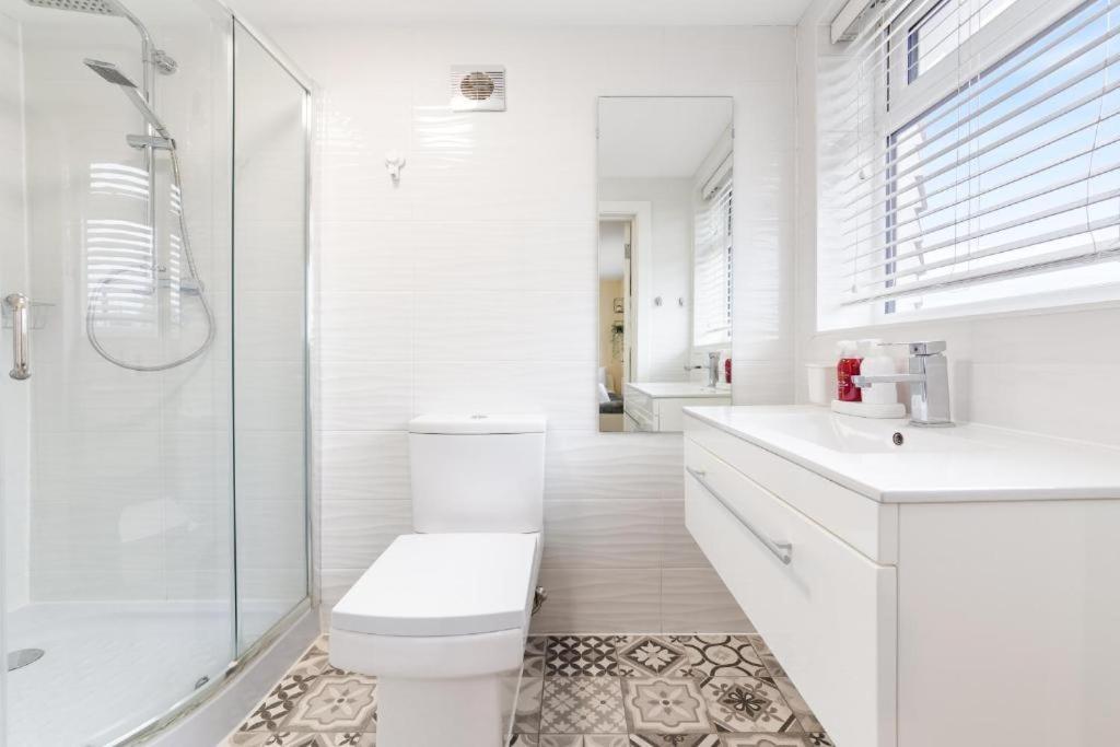 Twickenham Homes Isleworth Luaran gambar